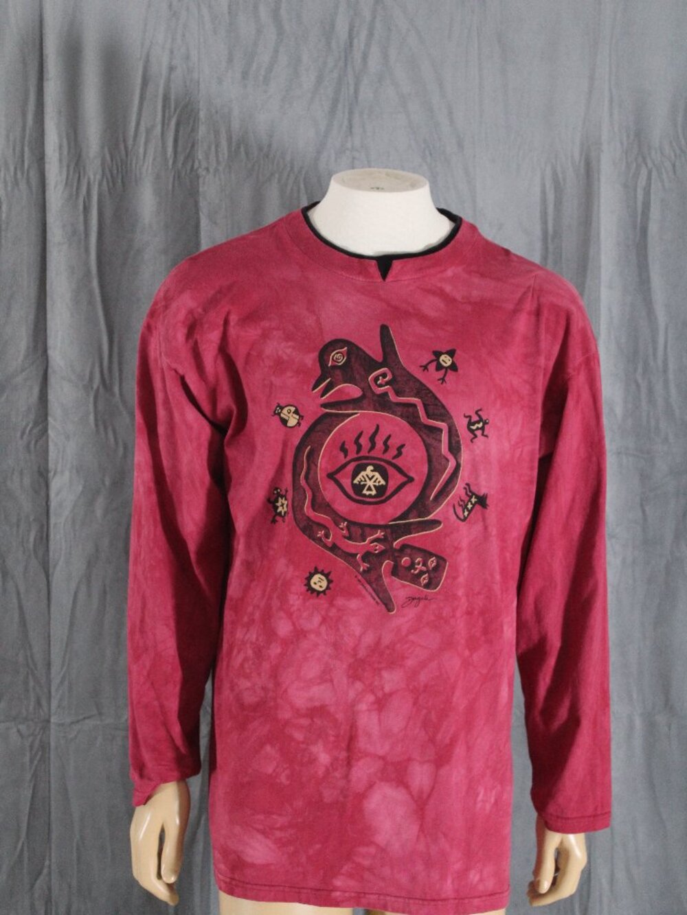 Vintage Graphic T-shirt - Truth Seeker by Dogali Tribal Long Sleeve Men's Medium